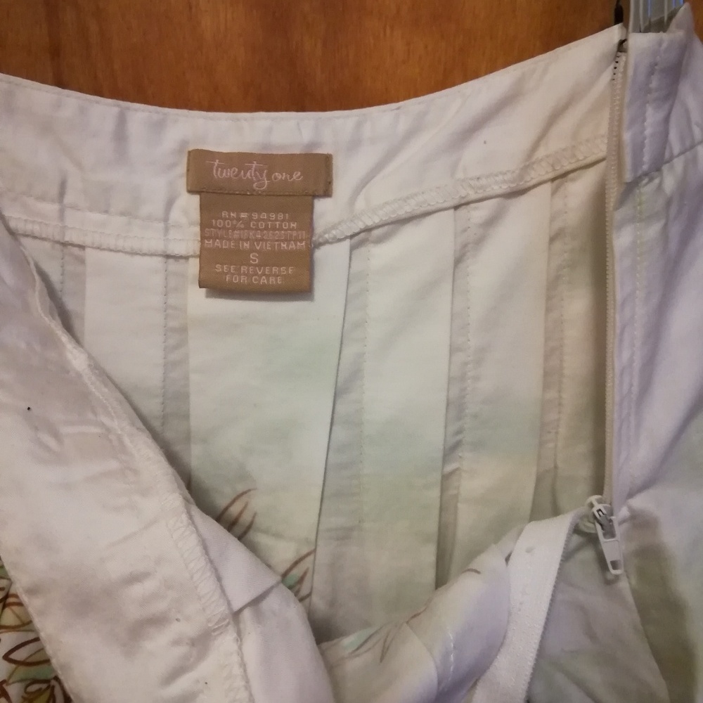 Skirt - Picture 5 of 5